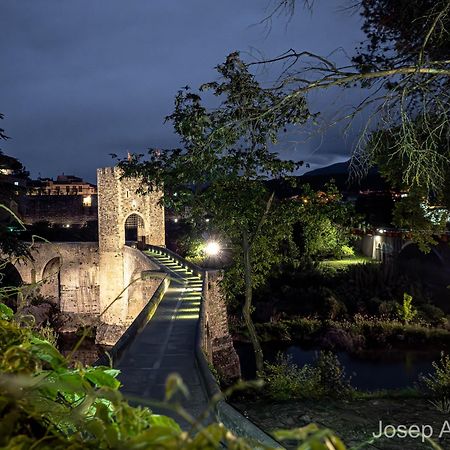 Hotel Els Jardins De La Martana à Besalú Extérieur photo