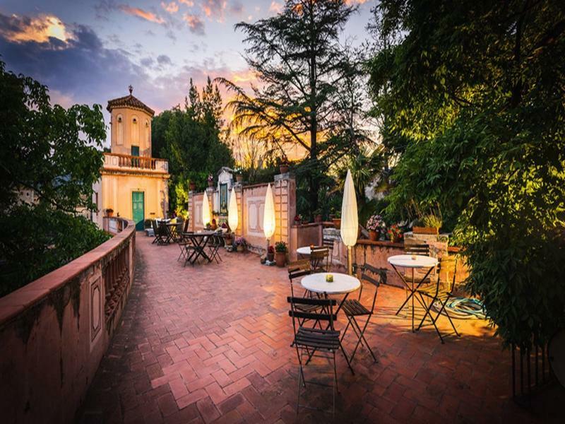 Hotel Els Jardins De La Martana à Besalú Extérieur photo